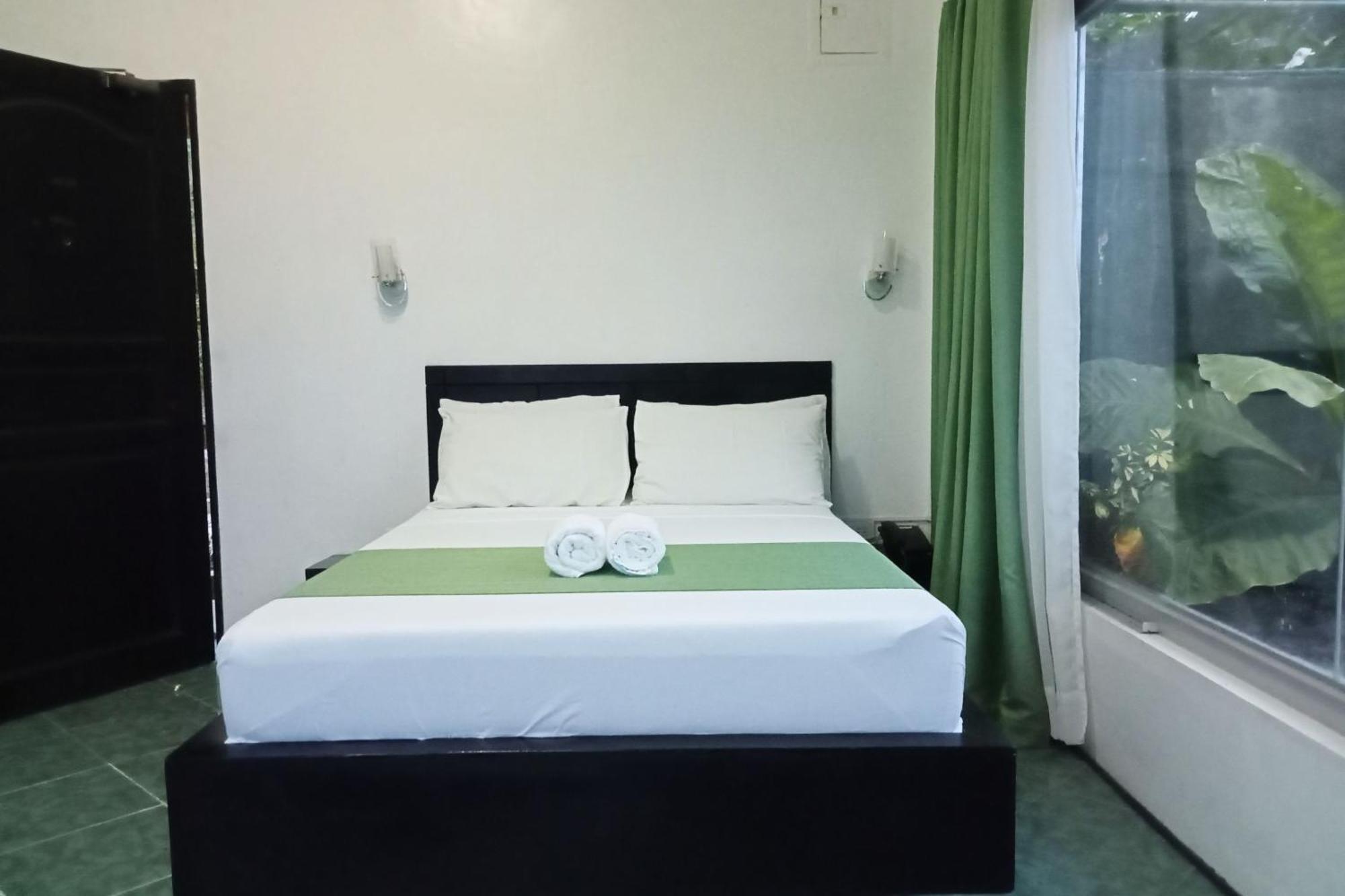 Garin Farm Pilgrimage Resort Powered By Cocotel San Joaquin Oda fotoğraf