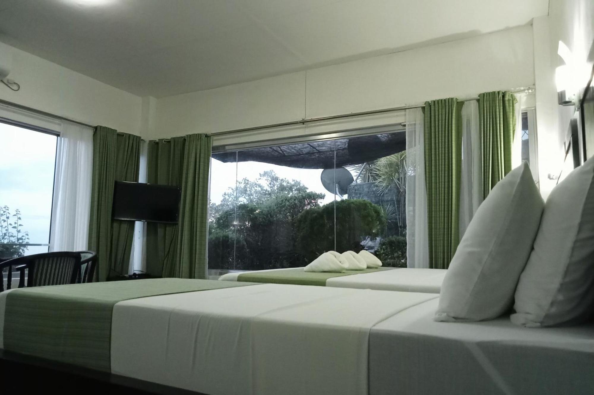 Garin Farm Pilgrimage Resort Powered By Cocotel San Joaquin Oda fotoğraf